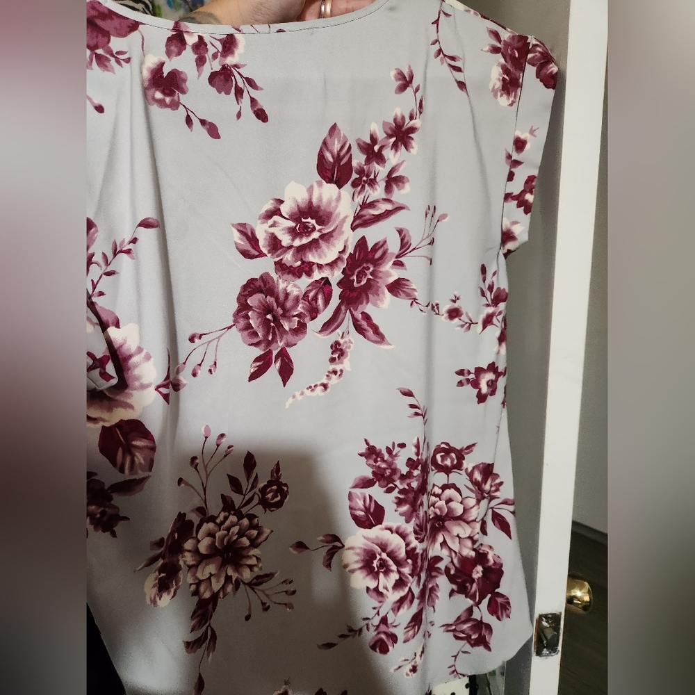 Express top - Picture 2 of 2